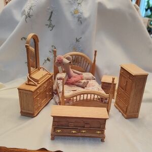 Miniature Wooden Bedroom Furniture Set